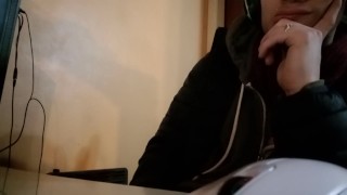 Models Tagged 'fully-clothed'